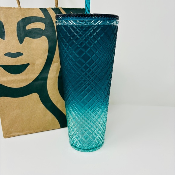 STARBUCKS Ombre Jeweled Bling Gradient Venti Tumbler - Picture 3 of 6